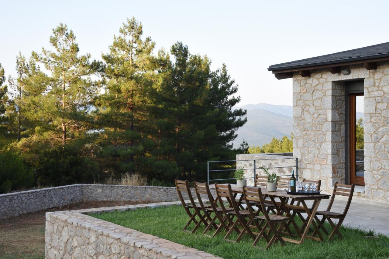 Amfikleia Chalet By Relax In Greece ภายนอก รูปภาพ